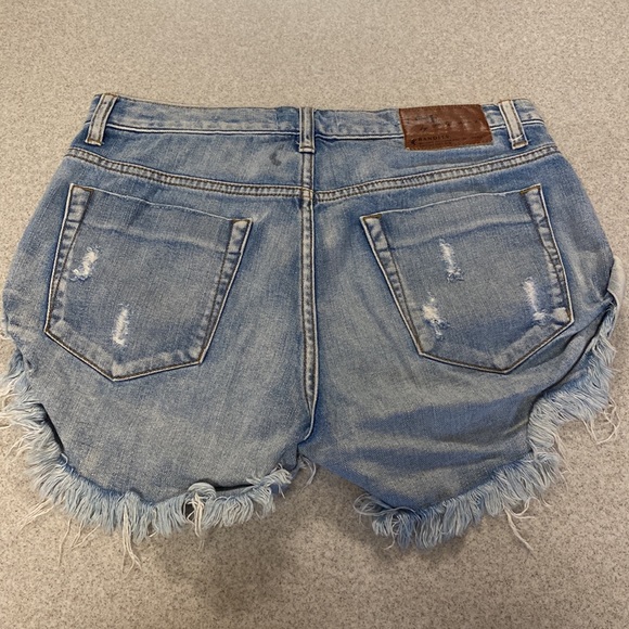 One teaspoon Bandits sz 26 - Picture 2 of 2